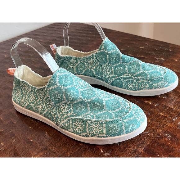 Vionic Beach Washable Canvas Slip-On Shoes Malibu Aqua Fun Sun Summer Size 9 - Picture 1 of 12